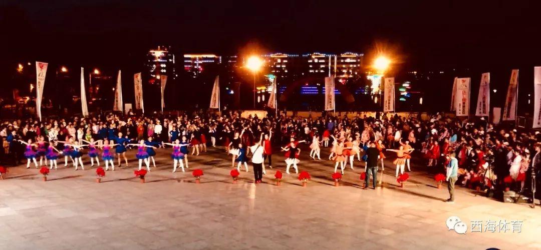 高中运动会开幕式拉丁舞_运动会表演高中拉丁舞_高中生运动会跳拉丁舞